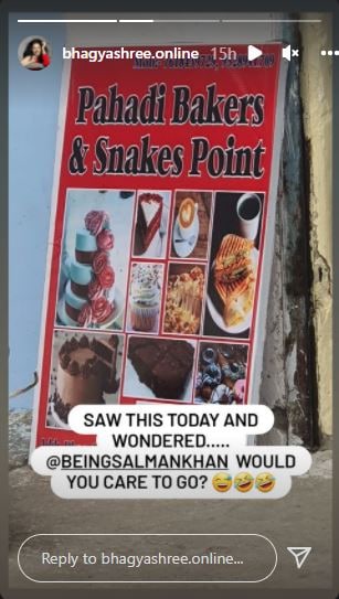 Bhagyashree pointed out that instead of 'snacks' the word was misspelt as 'snakes' on their board.