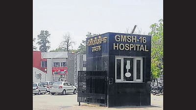 The security guards at GMSH-16, Chandigarh, managed to douse the flames with fire extinguishers and no damage to the oxygen plant was reported. (HT File)