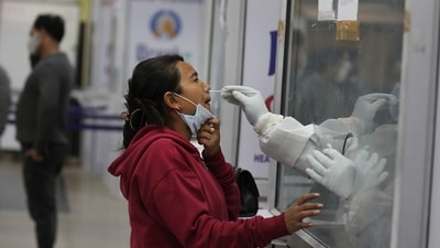 Last month, WHO informed in a note that people who recovered from covid stand 2-5 times more chance to get affected by Omicron than they did by Delta. (PTI) Last month, WHO informed in a note that people who recovered from covid stand 2-5 times more chance to get affected by Omicron than they did by Delta. (PTI)