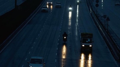 At the Delhi-Gurugram expressway on Sunday. (PArveen Kumar/HT Photo) At the Delhi-Gurugram expressway on Sunday. (PArveen Kumar/HT Photo)