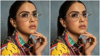 Genelia played muse to fashion designer house Advait and picked their singer set for the pictures. (Instagram/@geneliad)
