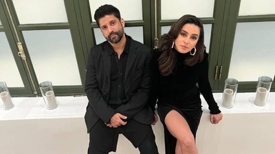 Shibani Dandekar and Farhan Akhtar in one of the pics posted by Shibani for his birthday. Shibani Dandekar and Farhan Akhtar in one of the pics posted by Shibani for his birthday.