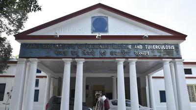 Delhi PWD minister Satyendar Jain on January 1 ordered an inquiry into the allegations that the Rajan Babu Institute of Pulmonary Medicine and Tuberculosis was operating out of a damaged premises, which has already been declared dangerous. (HT Archive)
