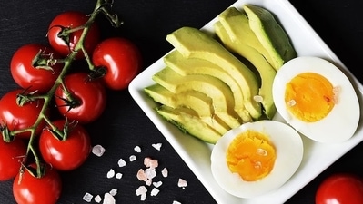 Weight loss and maintenance: The protein in eggs can help people feel full for longer. This can reduce the urge to snack and lower a person’s overall calorie intake. (Pixabay) Weight loss and maintenance: The protein in eggs can help people feel full for longer. This can reduce the urge to snack and lower a person’s overall calorie intake. (Pixabay)
