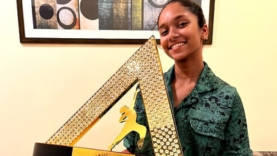 India's Best Dancer 2 winner Saumya Kamble poses with her trophy. India's Best Dancer 2 winner Saumya Kamble poses with her trophy.