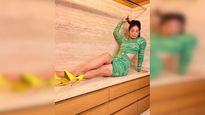 Sharing pictures of her stylish outfit on Instagram, Hina Khan captioned her post, "When dealing with the Insane, The best method is to pretend to be Sane..." (Instagram/@realhinakhan) Sharing pictures of her stylish outfit on Instagram, Hina Khan captioned her post, "When dealing with the Insane, The best method is to pretend to be Sane..." (Instagram/@realhinakhan)