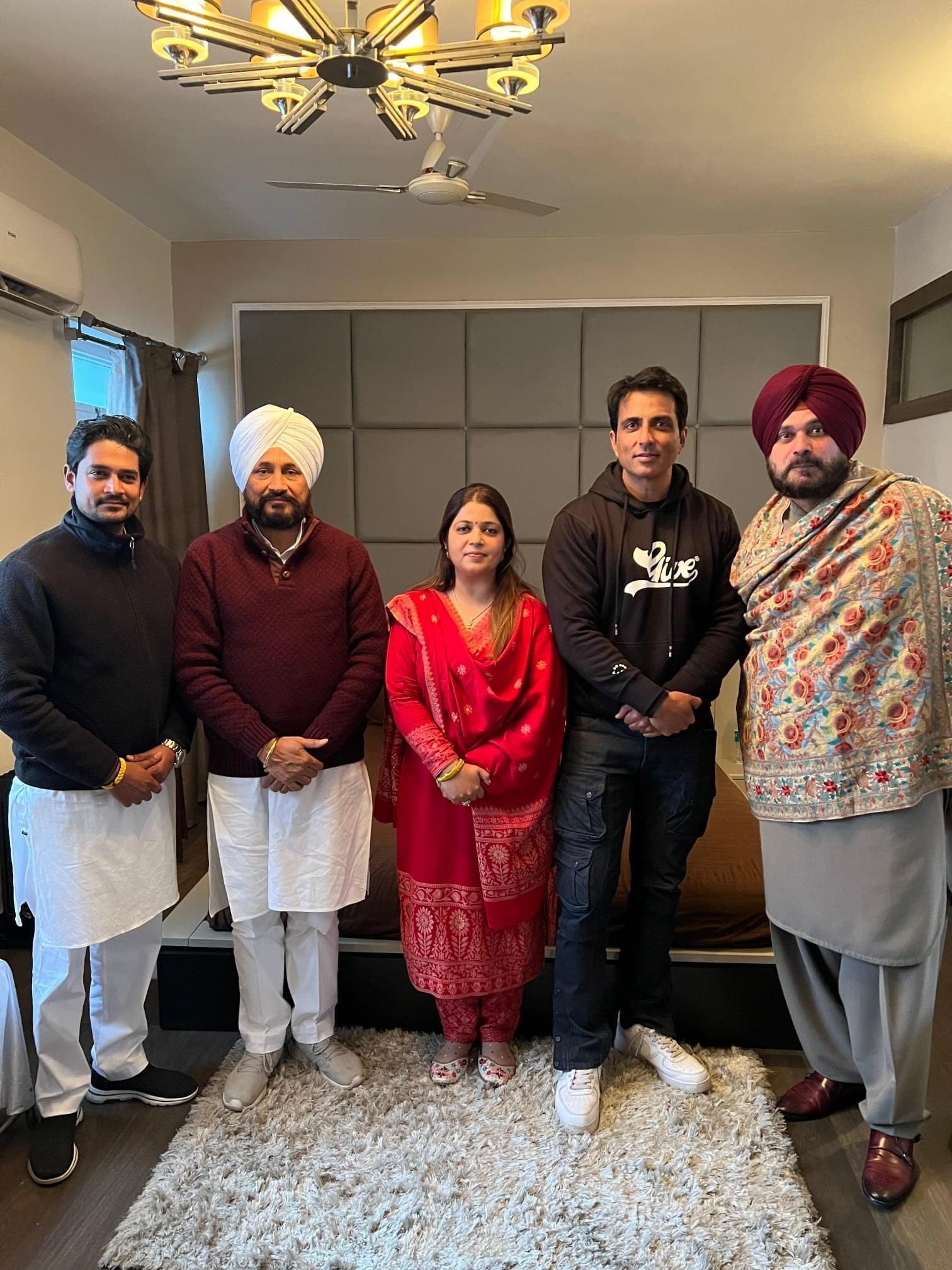 Malvika Sood with Punjab CM Charanjit Singh Channi, Congress president Navjot Singh Sidhu and actor Sonu Sood. (Twitter@sherryontopp) Malvika Sood with Punjab CM Charanjit Singh Channi, Congress president Navjot Singh Sidhu and actor Sonu Sood. (Twitter@sherryontopp)
