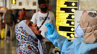 In effect, the test positivity rate — the number of positive cases per 100 tests conducted — on Tuesday was 16.38% (Bhushan Koyande) In effect, the test positivity rate — the number of positive cases per 100 tests conducted — on Tuesday was 16.38% (Bhushan Koyande)