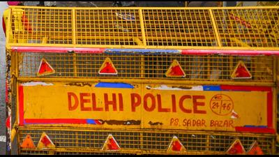 HT could not independently confirm the authenticity of the video, but Delhi Police said on Twitter that they had taken cognizance of the video and added they were taking action against the erring police officer. (Representational image/HT Photo) HT could not independently confirm the authenticity of the video, but Delhi Police said on Twitter that they had taken cognizance of the video and added they were taking action against the erring police officer. (Representational image/HT Photo)