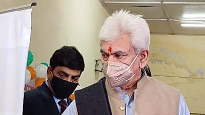 On Sunday, representatives of Yuva Rajput Sabha had called on Lieutenant Governor Manoj Sinha at Raj Bhawan and discussed their long-pending demand of declaration of holiday on the birth anniversary of Maharaja Hari Singh. (ANI)