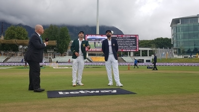 Virat Kohli and Dean Elgar ahead of 3rd Test in Cape Town (Twitter/BCCI) Virat Kohli and Dean Elgar ahead of 3rd Test in Cape Town (Twitter/BCCI)