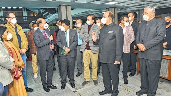 New Delhi: Lok Sabha Speaker Om Birla interacts with officials during his visit to Parliament to review preparations for the Budget Session, which is scheduled to begin in February, amid rising cases of COVID-19, in New Delhi, Tuesday, Jan. 11, 2022. (PTI Photo)(PTI01_11_2022_000065B) (PTI)