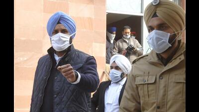 Shiromani Akali Dal leader and former Punjab minister Bikram Singh Majithia after being questioned by the special investigation team probing the drugs case at the Crime Branch cell in Mohali on Wednesday. (Keshav Singh/HT) Shiromani Akali Dal leader and former Punjab minister Bikram Singh Majithia after being questioned by the special investigation team probing the drugs case at the Crime Branch cell in Mohali on Wednesday. (Keshav Singh/HT)