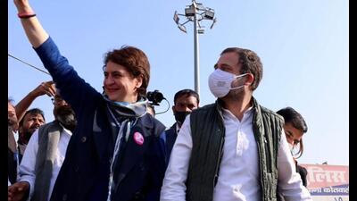 The Congress adopted ‘ekla chalo’ strategy for 2022 UP assembly elections following the failure of alliance experiments with the BSP in 1996 and the Samajwadi Party in 2017 Assembly elections. (File Photo) The Congress adopted ‘ekla chalo’ strategy for 2022 UP assembly elections following the failure of alliance experiments with the BSP in 1996 and the Samajwadi Party in 2017 Assembly elections. (File Photo)