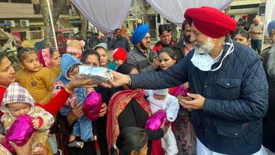 Mohali MLA Balbir Singh Sidhu held a meeting with RWA representatives and went on a door-to-door campaigning on Wednesday. (HT Photo)