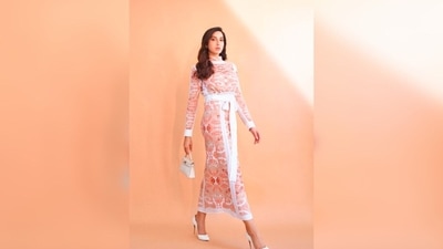Styled by Maneka Harisinghani and her team, Nora Fatehi's hair and makeup were done by Marianna Mukuchyan. (Instagram/@manekaharisinghani) Styled by Maneka Harisinghani and her team, Nora Fatehi's hair and makeup were done by Marianna Mukuchyan. (Instagram/@manekaharisinghani)