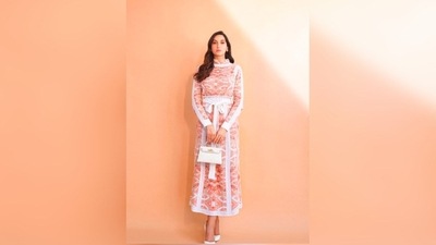 Nora Fatehi posted a bunch of photos on her Instagram handle and captioned it, "Man…. Its hard to be an angel when you surrounded by demons…." (Instagram/@manekaharisinghani) Nora Fatehi posted a bunch of photos on her Instagram handle and captioned it, "Man…. Its hard to be an angel when you surrounded by demons…." (Instagram/@manekaharisinghani)