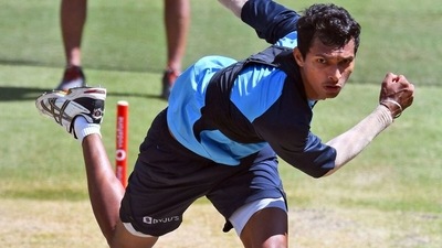 Navdeep Saini in action.&nbsp; (Getty)