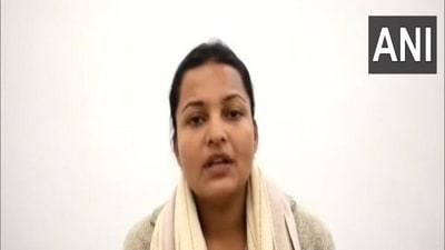 Riya requested the state government to help her find the whereabouts of her father, saying “we are working for BJP and will always stand firm with the party.” (ANI) Riya requested the state government to help her find the whereabouts of her father, saying “we are working for BJP and will always stand firm with the party.” (ANI)