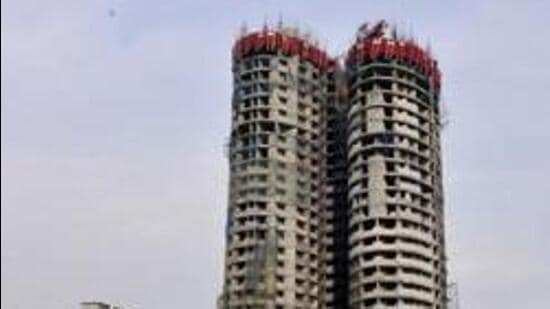 More than four months having elapsed since the Supreme Court ordered the demolition. (Sunil Ghosh/HT)