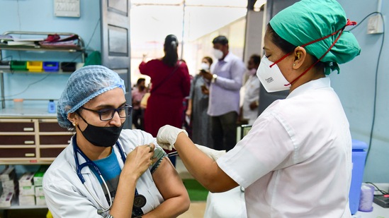 The government officials have informed that door-to-door vaccination will start soon for children aged between 15-18 years.(PTI)