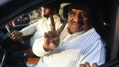 Dharam Singh Saini gestures outside his residence after resigning as a minister ahead of the UP assembly polls. (Deepak Gupta/HT)