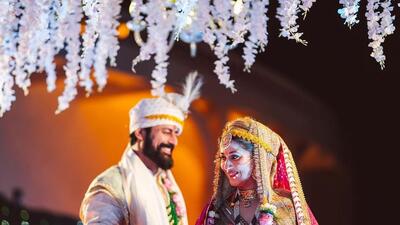 Mohit Raina with wife Aditi (Instagram/merainna) Mohit Raina with wife Aditi (Instagram/merainna)