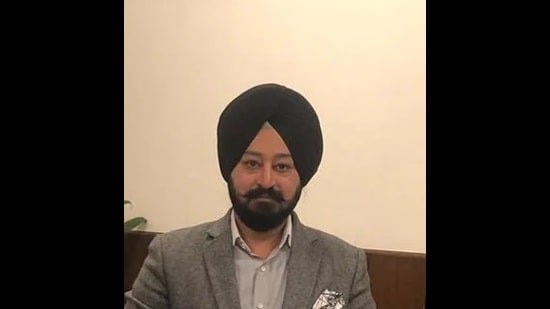 Former Patiala mayor Ajitpal Singh Kohli claimed that the SAD was no longer the party it used to be; the AAP is yet to announce its candidate for the Patiala urban segment. (HT FILE PHOTO)