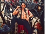 Tiger Shroff's morning cardio workout came with a dance routine(Instagram/@tigerjackieshroff)