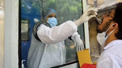 54,924 samples were tested in Mumbai on Friday, less than the 63,031 tested on Thursday. (HT Photo) 54,924 samples were tested in Mumbai on Friday, less than the 63,031 tested on Thursday. (HT Photo)