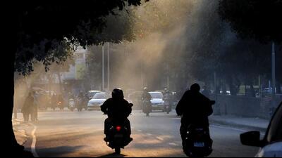 Prolonged exposure to “very poor” air conditions can lead to respiratory illness. (HT Photo)