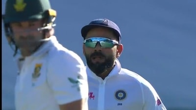 Virat Kohli ruthlessly sledges Dean Elgar (Twitter grab)