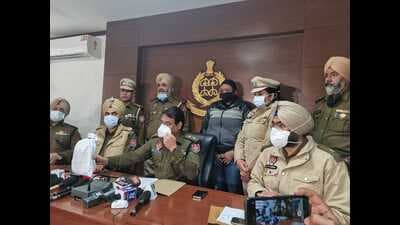 SSP Navjot Singh Mahal sharing details of the arrest of the Nigerian woman who was arrested with heroin in Mohali on Friday. (HT Photo) SSP Navjot Singh Mahal sharing details of the arrest of the Nigerian woman who was arrested with heroin in Mohali on Friday. (HT Photo)