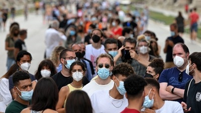 The CDC has recommended N95 masks for all citizens. (AFP) The CDC has recommended N95 masks for all citizens. (AFP)