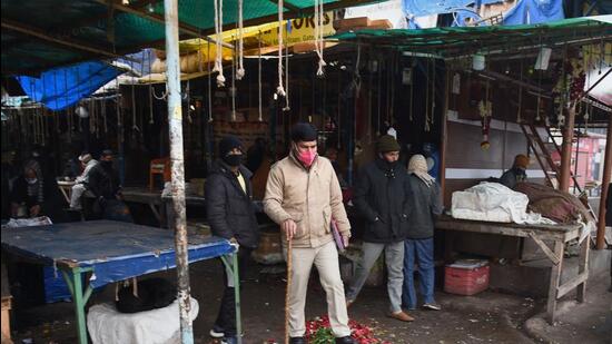 A security personnel at Ghazipur flower market on Saturday, a day after an IED was found. (PTI)