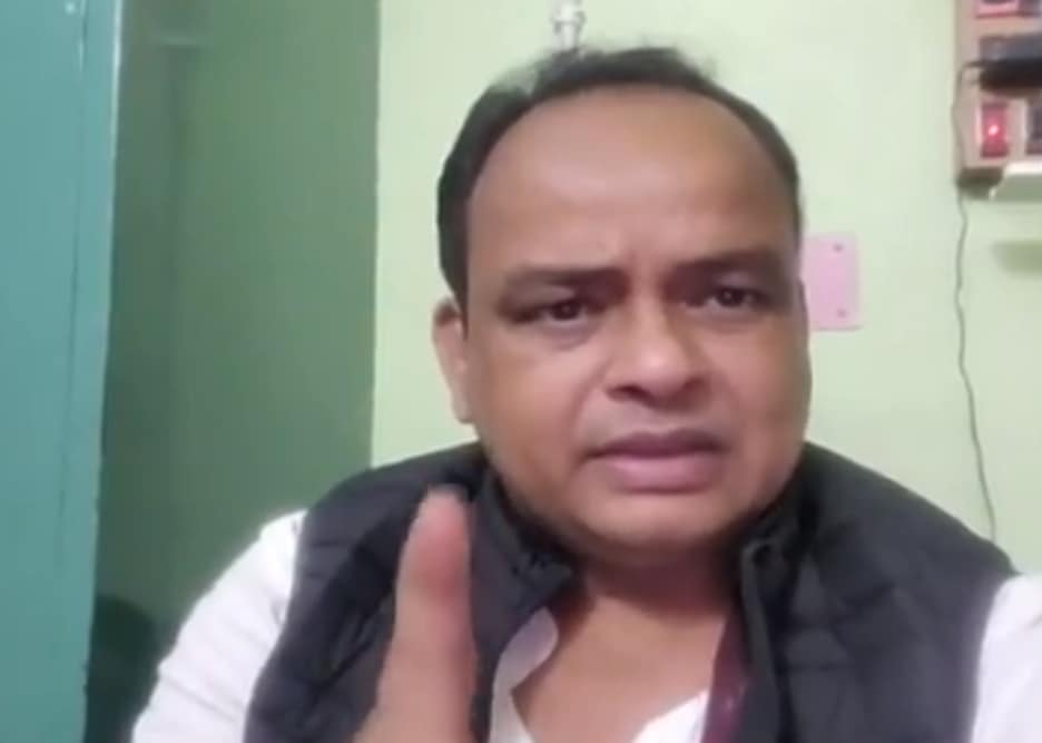 A video grab of the Jharkhand MLA Irfan Ansari speaking about smooth roads and Kangana Ranaut's cheeks. (ANI Twitter)