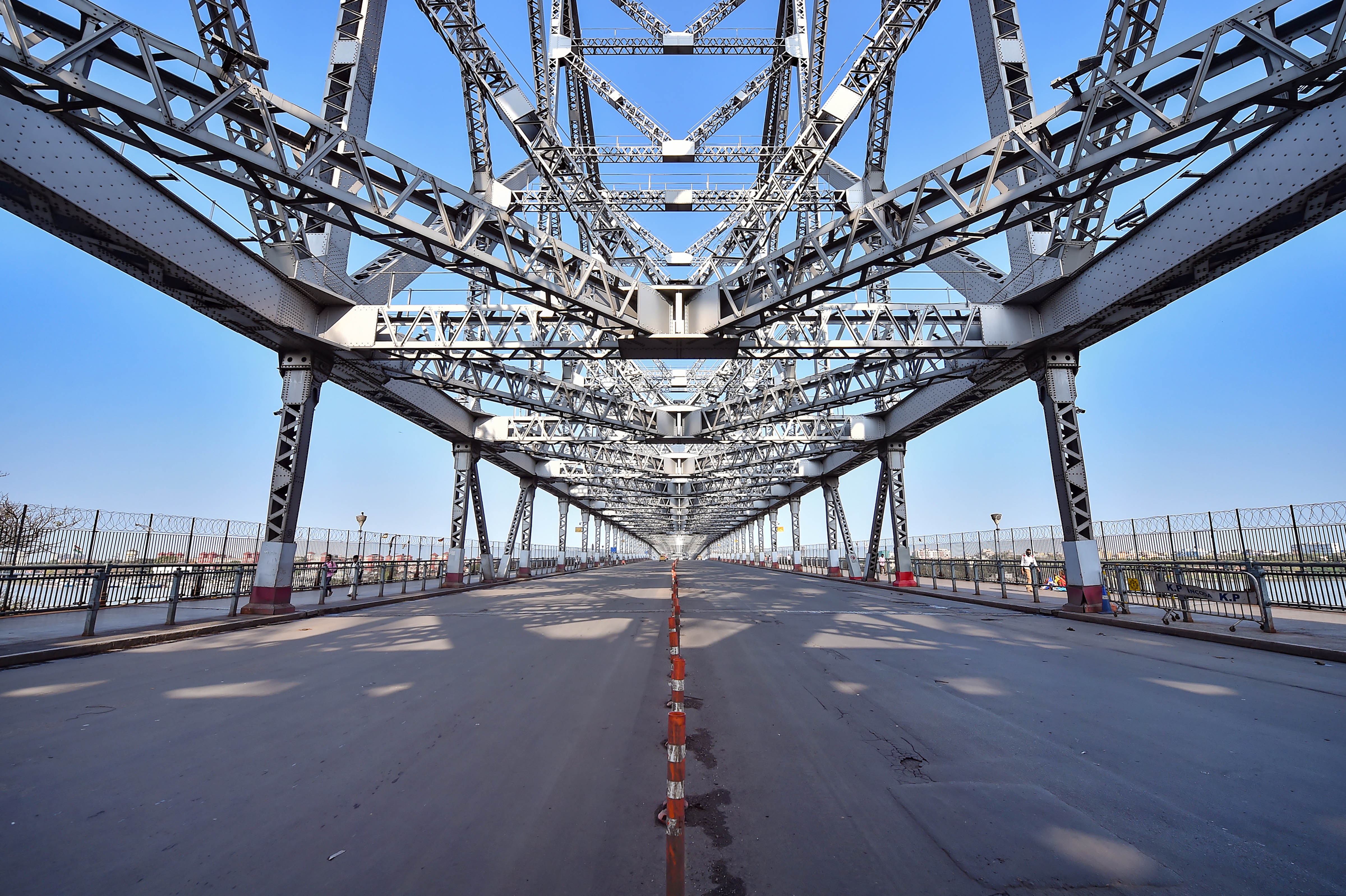 The night curfew in West Bengal between 10pm and 5am. issued earlier, remains in place. (File Photo / PTI)