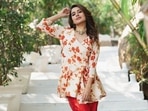 Samantha Ruth Prabhu will steal your heart in floral angrakha kurti and pants: See photos Samantha Ruth Prabhu will steal your heart in floral angrakha kurti and pants: See photos