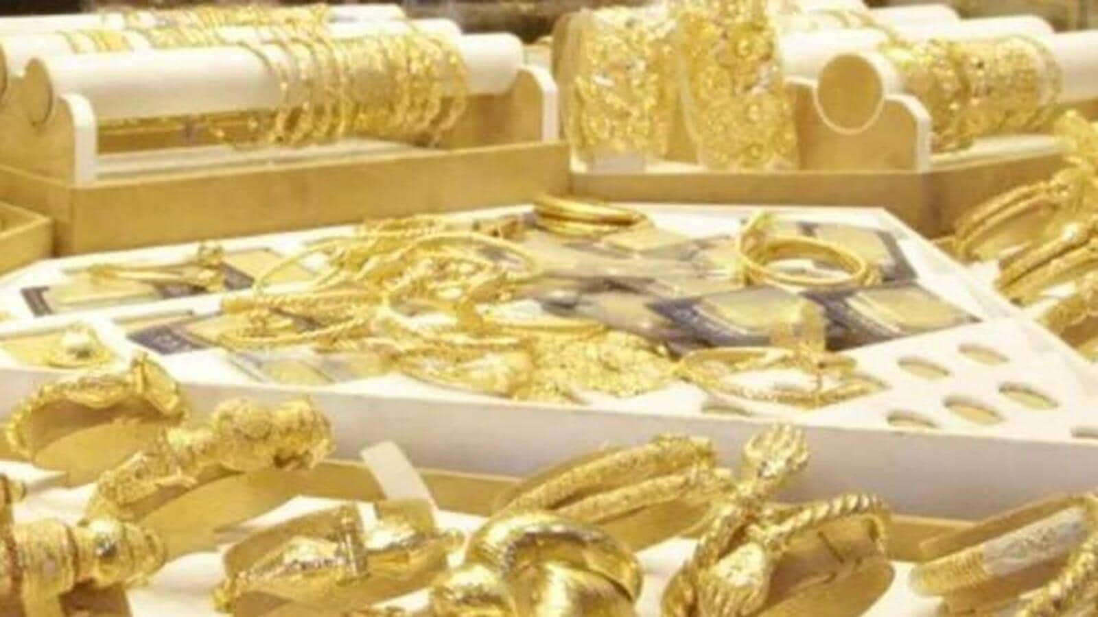 Former SBI Employee Arrested For Stealing Gold From Bank Locker 