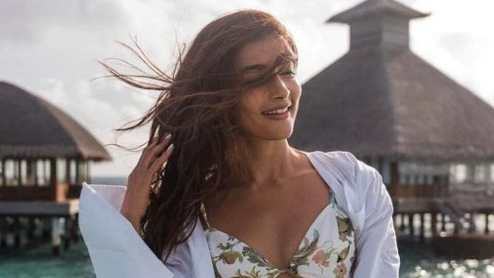 Pooja Hegde in bikini top and shorts worth â‚¹10k enjoys wind in her hair |  Fashion Trends - Hindustan Times