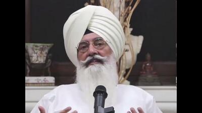 Gurinder Singh Dhillon, Radha Soami Beas to sect head.