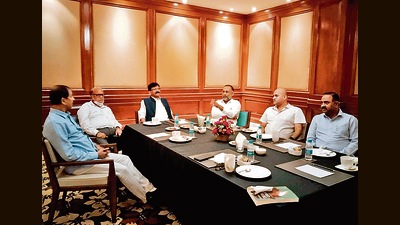 The two parties are likely to formalise their alliance for the coastal state on January 19, and the Sena may contest 15 seats (ANI) The two parties are likely to formalise their alliance for the coastal state on January 19, and the Sena may contest 15 seats (ANI)