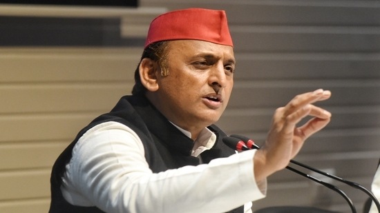 Akhilesh Yadav further hit out at chief minister Yogi Adityanath for having lunch at a Dalit's house in Gorakhpur on Makar Sankranti. He said it was only meant to get votes. (File image)