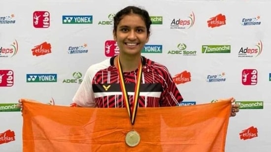 Young shuttler Tasnim Mir(Twitter/@ShashiTharoor)