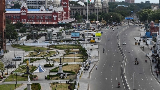 Chennai wears a deserted look as Tamil Nadu observed weekend lockdown on January 9, 2022(AFP)