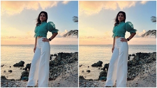 Styled by Hitendra Kapopara, Sunny wore her tresses open in wavy curls as she posed for the pictures.(Instagram/@sunnyleone)
