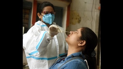 Mumbai breached the million mark in terms of cumulative Covid-19 cases on Monday with the addition of 5,956 fresh cases (Santosh Kumar /Hindustan Times)