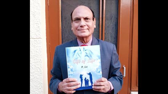 In the book, Gift Of Life, P Lal points out the limitations of man’s sensory perceptions, hinting at the possibility of reality being different from what is perceived. (HT Photo) In the book, Gift Of Life, P Lal points out the limitations of man’s sensory perceptions, hinting at the possibility of reality being different from what is perceived. (HT Photo)