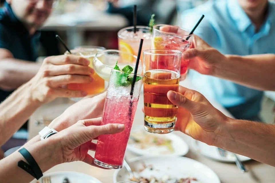 Avoid excess alcohol consumption and smoking. (Pixabay) Avoid excess alcohol consumption and smoking. (Pixabay)