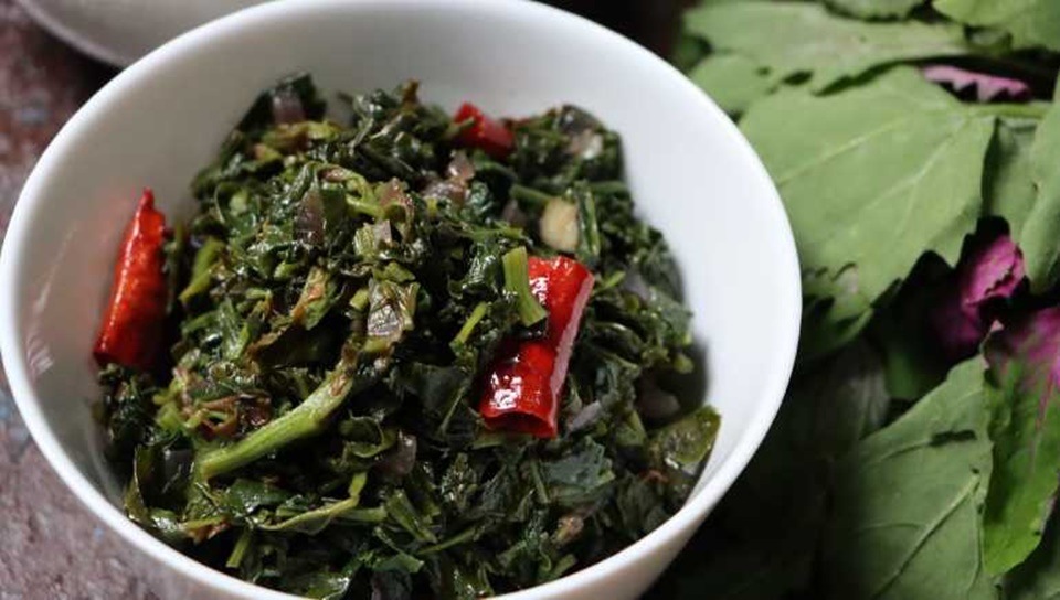 Add bathua or chenopodium album to your diet this winter (Shutterstock) Add bathua or chenopodium album to your diet this winter (Shutterstock)
